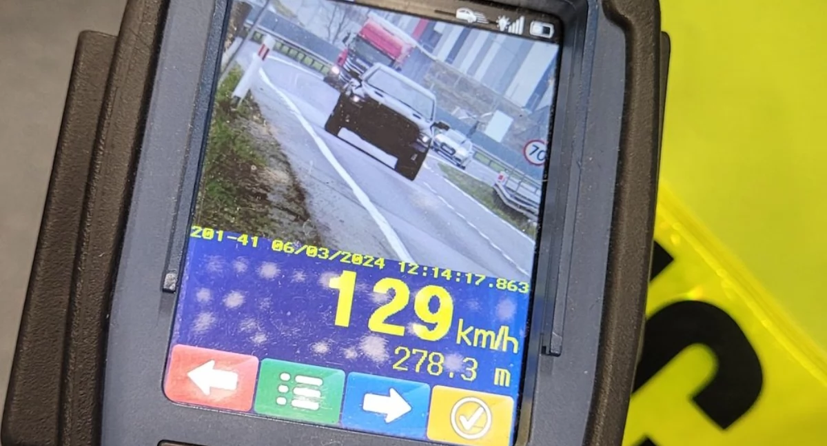 Drogi i Transport, złamanie przepisów dotyczących przekroczenia prędkości - zdjęcie, fotografia