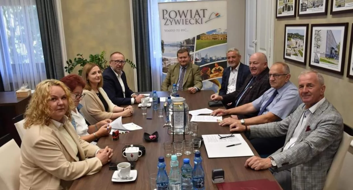 Nasze sprawy, Rozdział Szpitala Żywiec Rozpoczęcie Trzecim Piętrze! - zdjęcie, fotografia