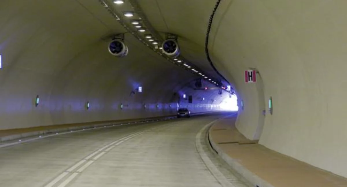Drogi i Transport, Zamknięcie tunelu Lalikach Utrudnienia sierpnia - zdjęcie, fotografia