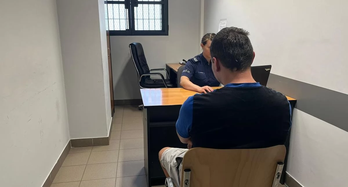 Nasze sprawy, Zakaz stadionowy grzywna wniesienie alkoholu Podbeskidzia - zdjęcie, fotografia