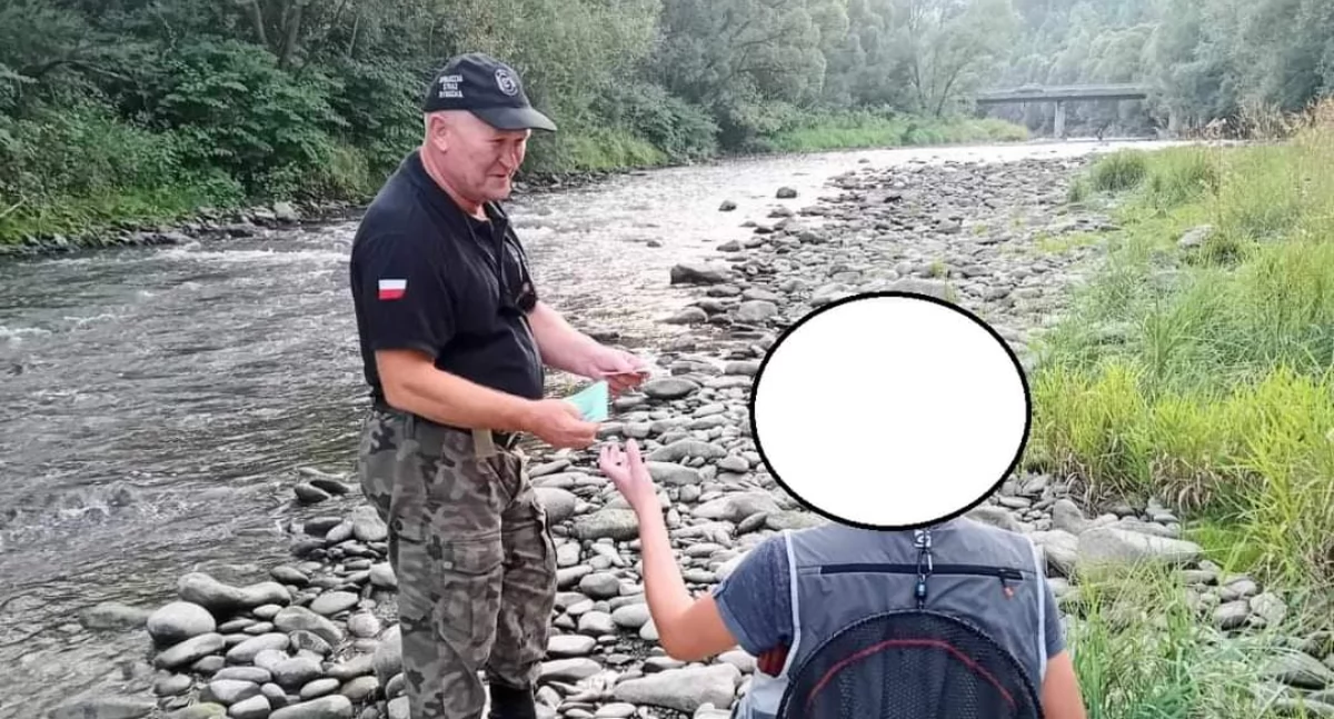 Znad wody, Patrole Żywiec Kontrole zbiornikami rzekami górskimi zakończone upomnieniami - zdjęcie, fotografia