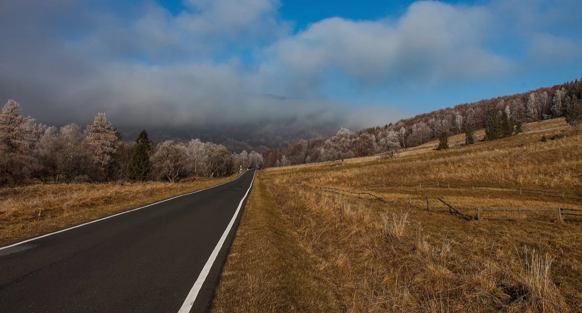 Drogi i Transport, Utrudnienia trasie Gilowice Ślemień dniach sierpnia - zdjęcie, fotografia