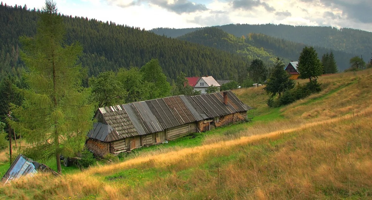 Historia, Złatna Wieś Bogatej Historii Naturalnych Skarbach - zdjęcie, fotografia