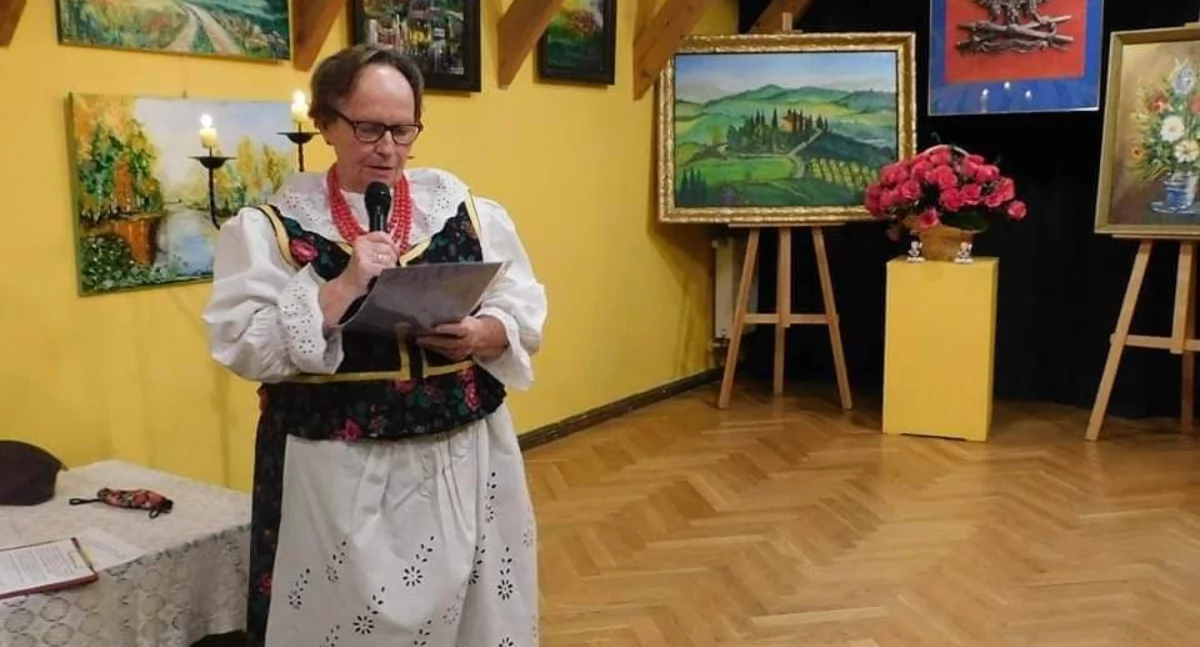 Osobowości kultury , Małgorzata Gąsiorek siódmy rzędu laureatką Międzynarodowego Konkursu Poetyckiego - zdjęcie, fotografia