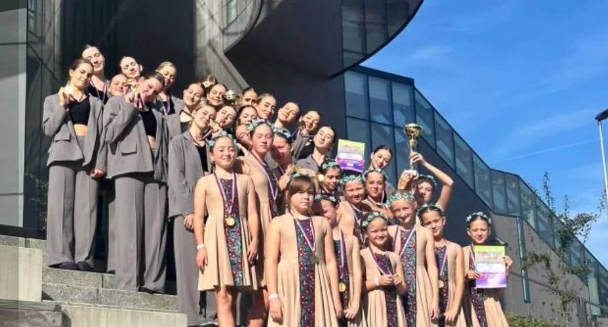 Nasze sprawy, Triumf Polskich Formacji Tanecznych Historyczny Sukces Zespołów Żywca Mistrzostwach Europy - zdjęcie, fotografia
