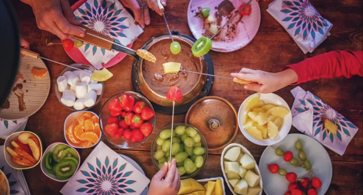 Materiał zewnętrzny, Czekoladowe fondue wariacje Pomysły kreatywne dodatki - zdjęcie, fotografia