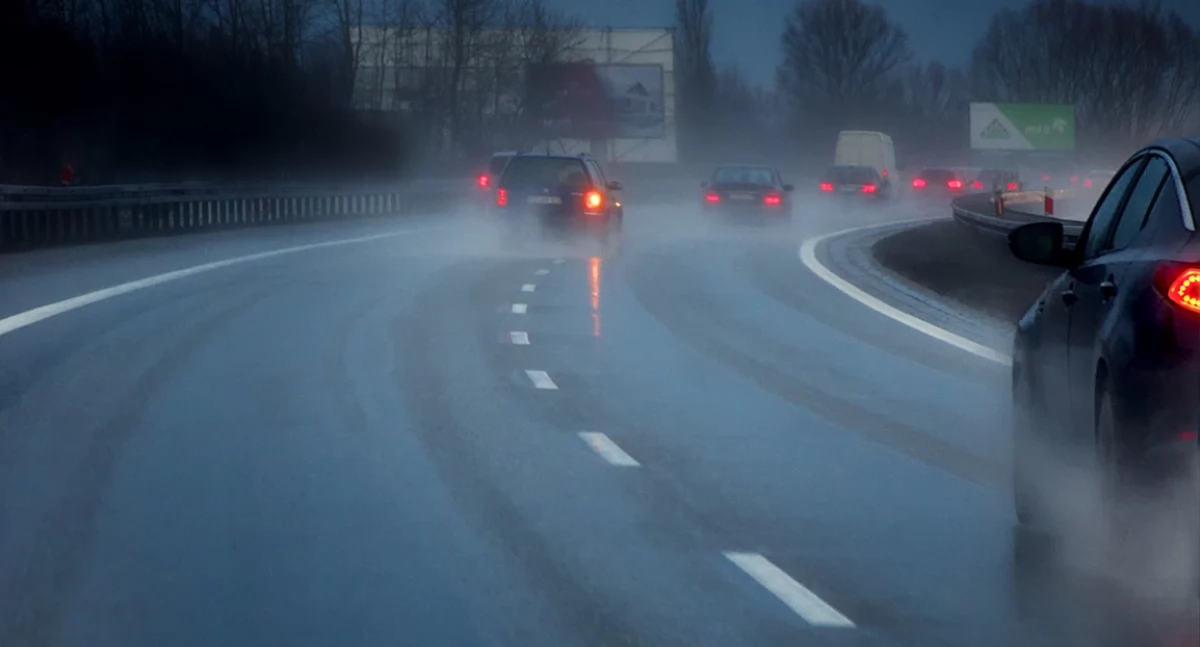 Drogi i Transport, Ostrzeżenie meteorologiczne Marznące opady ryzyko gołoledzi - zdjęcie, fotografia