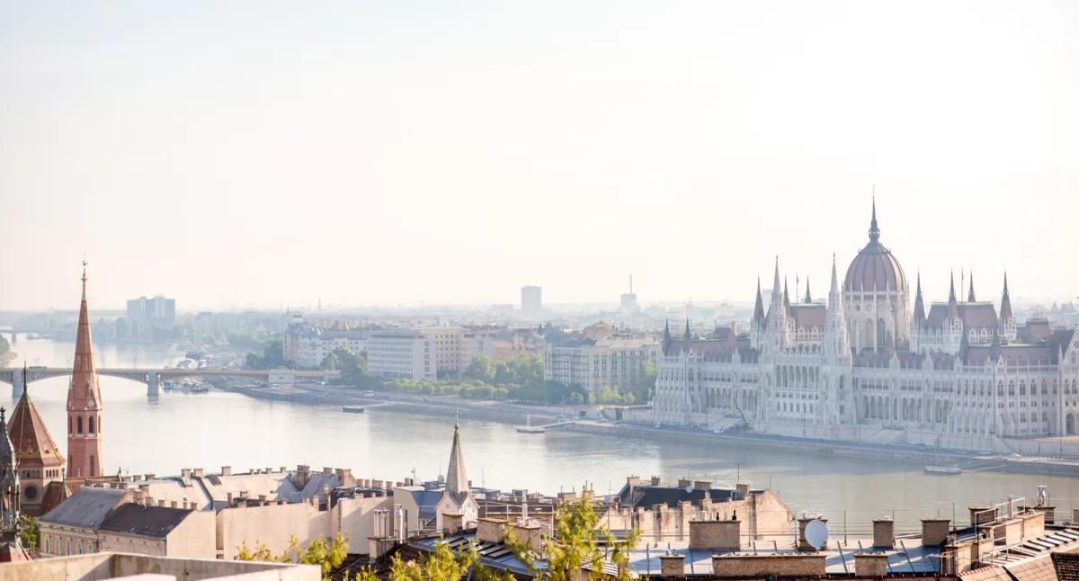 Atrakcje Turystyczne - Podróże małe i duże, Czarujący Budapeszt Opowieść Dwóch Miastach Połączonych Dunajem - zdjęcie, fotografia