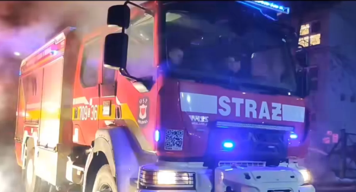 Z remizy, strażacki Milówka - zdjęcie, fotografia