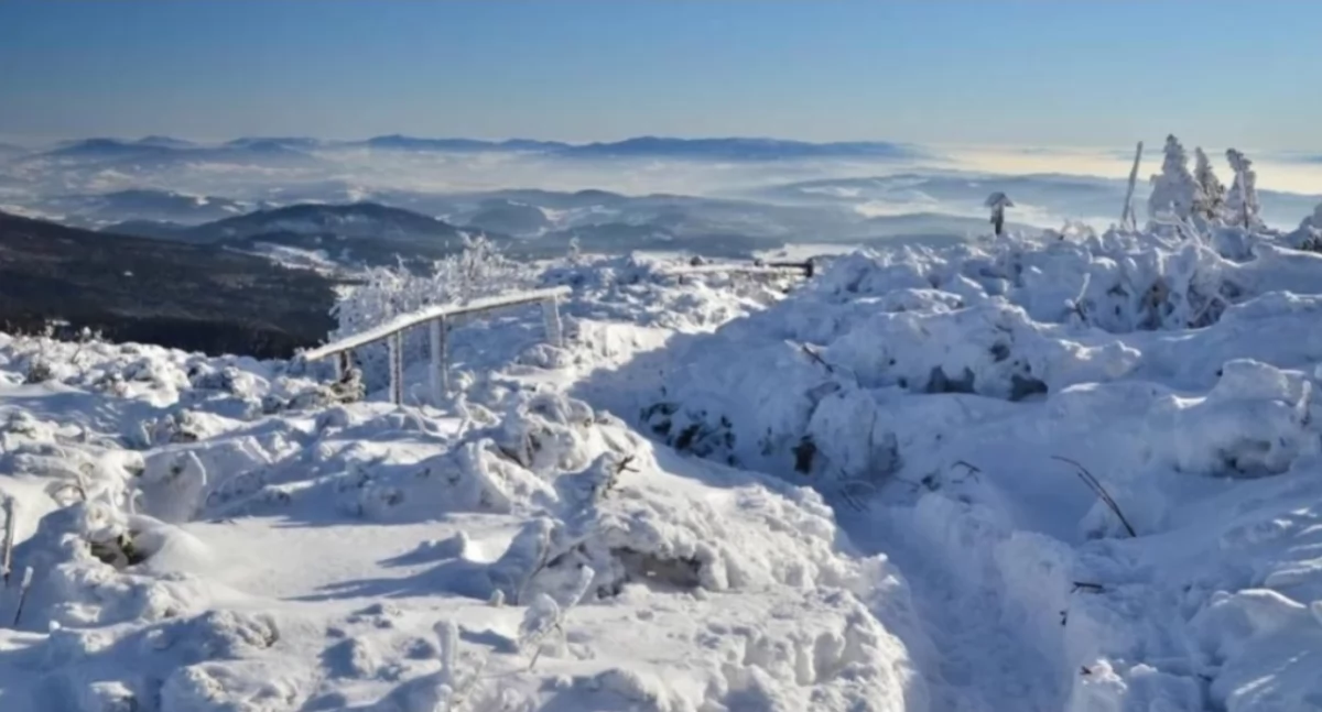 Akcje GOPRu, Babia Góra lawinowa jedynka ostrożność nadal konieczna - zdjęcie, fotografia