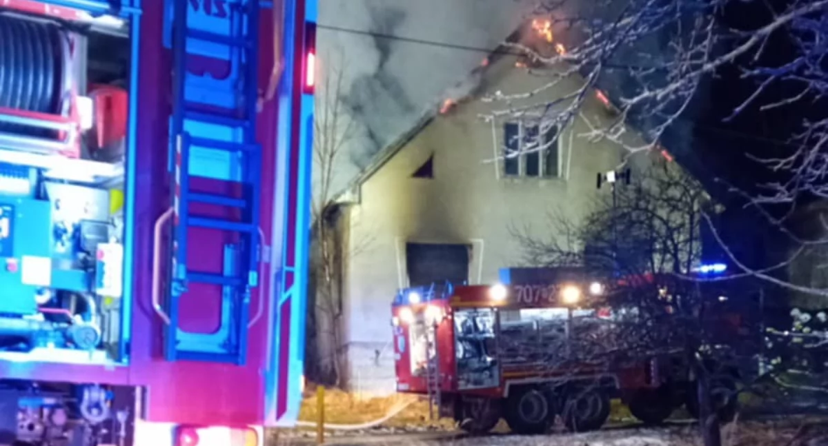 Pożary, Tragiczny pożar Lipowa Bugaj możliwa ofiara śmiertelna - zdjęcie, fotografia
