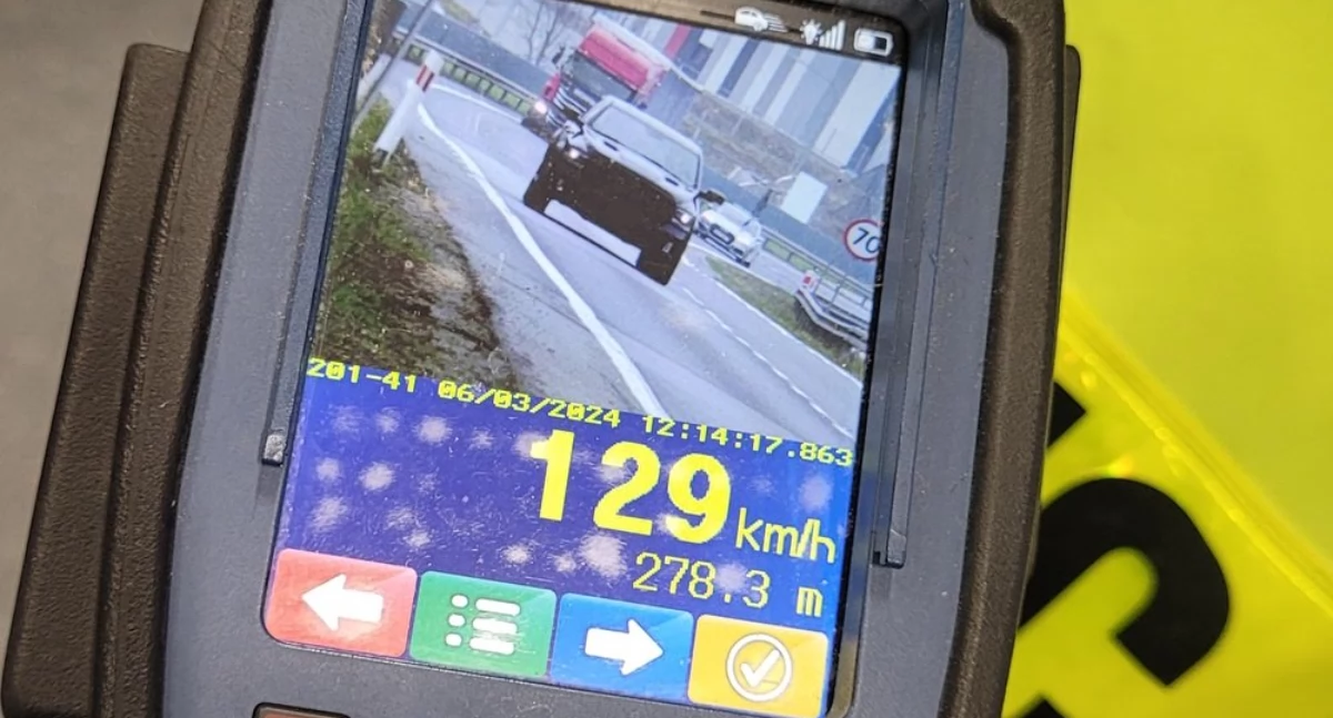 Komunikaty policji ostrzeżenia, Policja zaostrza kontrole prędkości wielu kierowców ukaranych - zdjęcie, fotografia