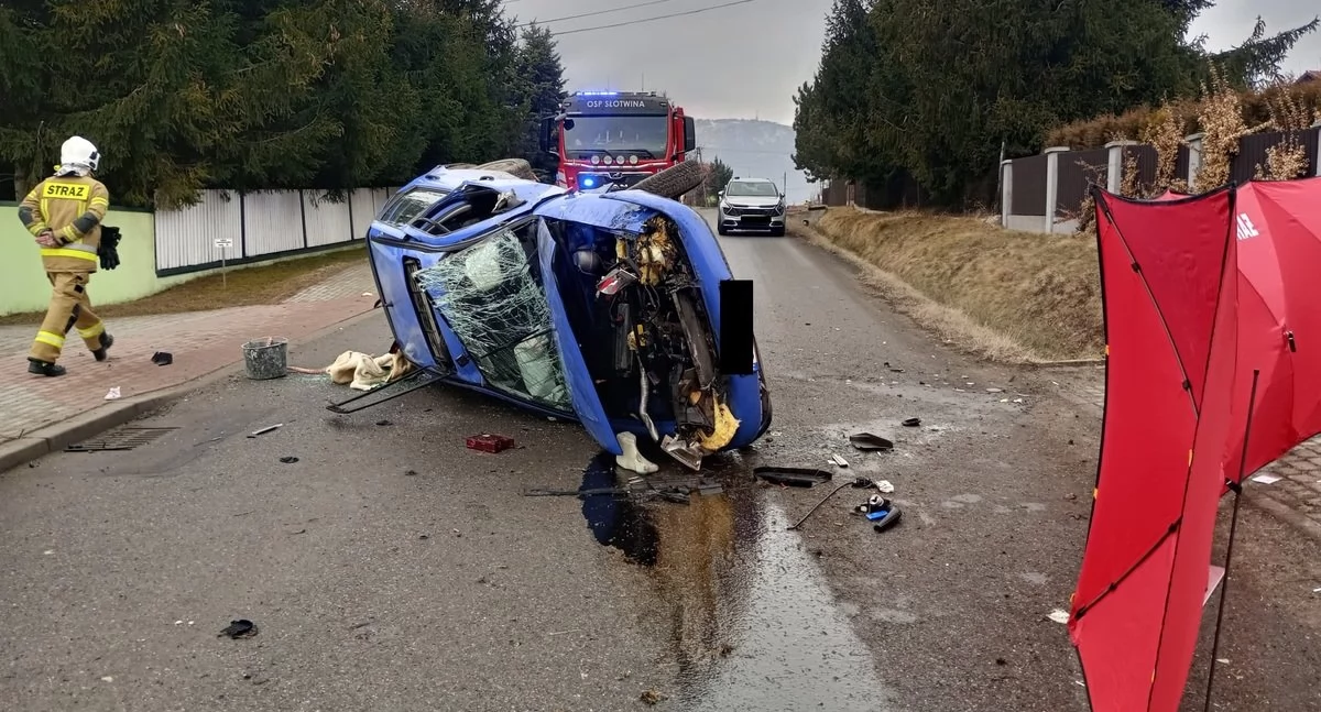 Wypadki drogowe , Tragiczny wypadek Lipowej żyje letni kierowca Aktualizacja - zdjęcie, fotografia