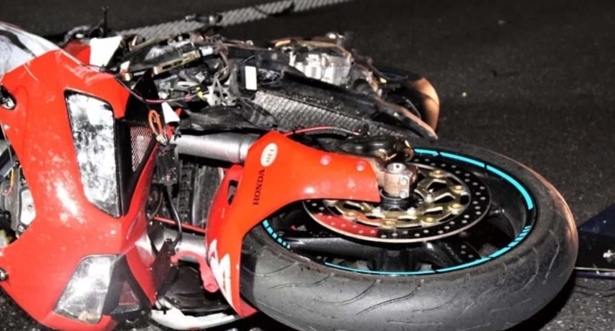 Wypadki drogowe , Pierwsze wypadki udziałem motocykli - zdjęcie, fotografia