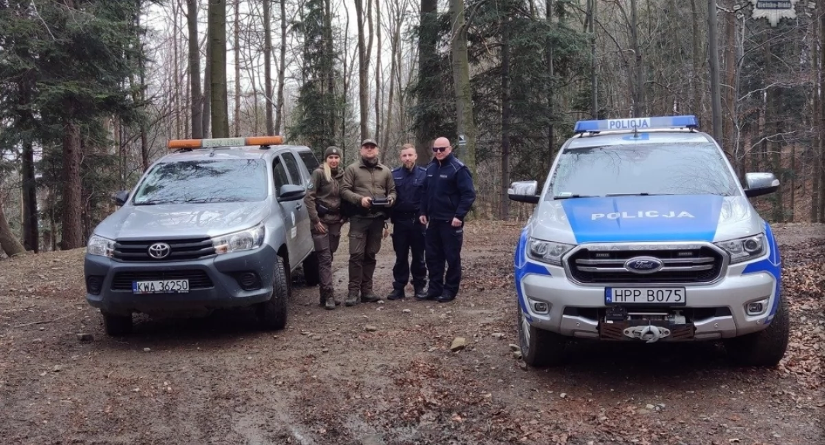 Nasze sprawy, Policja razem Strażą Leśną przeciw kłusownikom - zdjęcie, fotografia