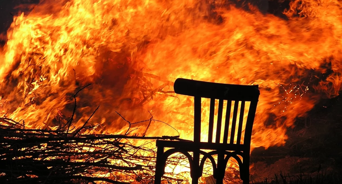 Pożary, Pożar Korbielowie strażacy walczyli ogniem - zdjęcie, fotografia