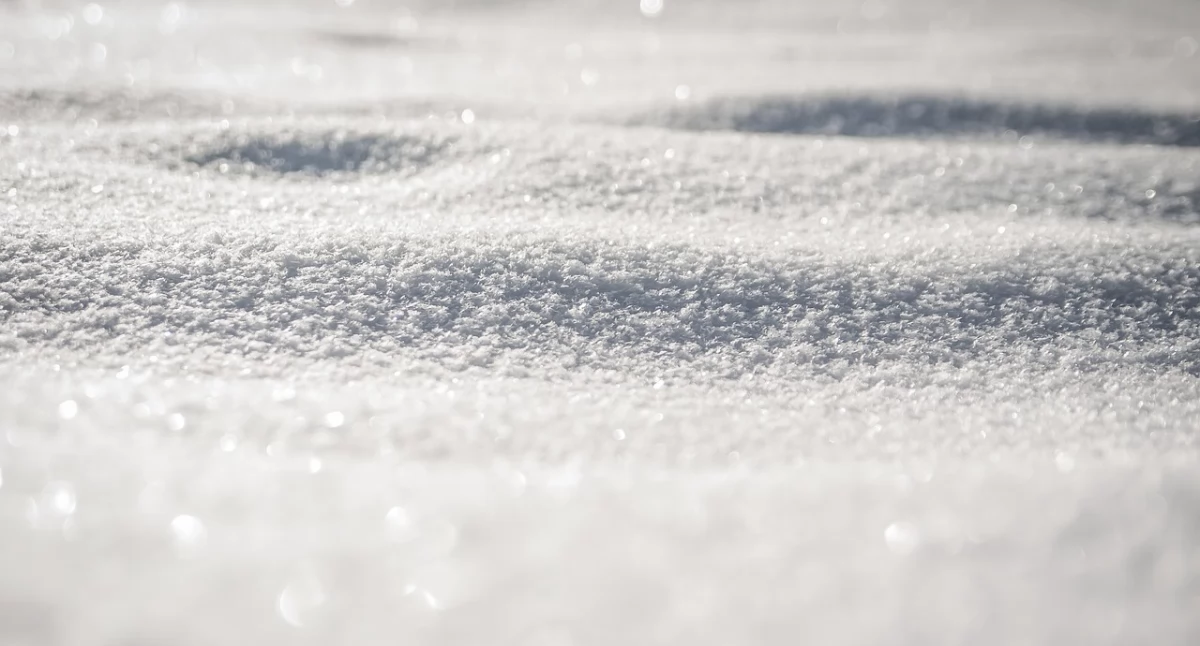 Nasze sprawy, Powiat żywiecki Ostrzeżenia meteorologiczne śnieg przymrozki - zdjęcie, fotografia