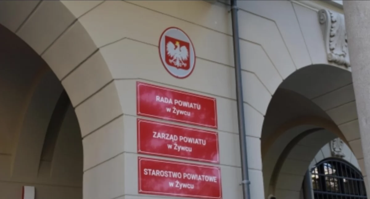 Nasze sprawy, Zmiana godzin urzędowania Starostwa Powiatowego Żywcu lipca - zdjęcie, fotografia