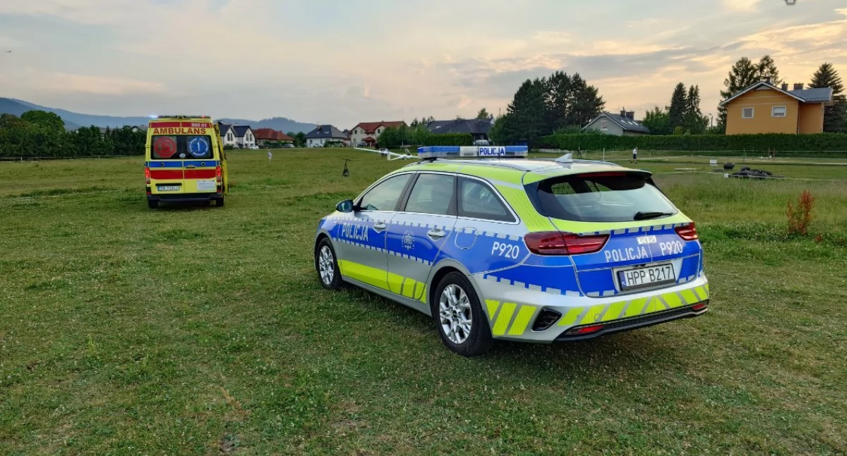 Komunikaty policji ostrzeżenia, Nietrzeźwy pilot szybowca wylądował lotniskiem tragedia była - zdjęcie, fotografia