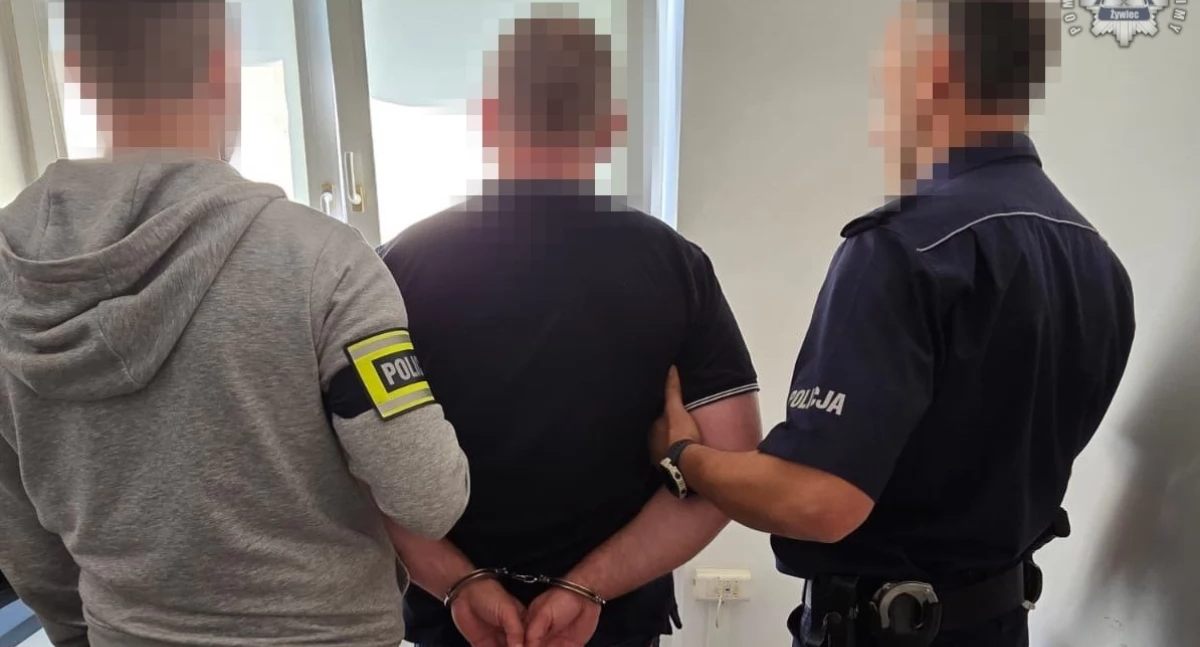 Komunikaty policji ostrzeżenia, Zatrzymanie opiekuna obozu powiecie żywieckim usłyszał zarzuty - zdjęcie, fotografia