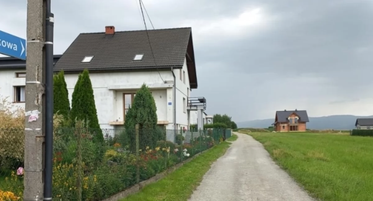 Drogi i Transport, Sienna zakończono modernizację trzech lokalnych - zdjęcie, fotografia