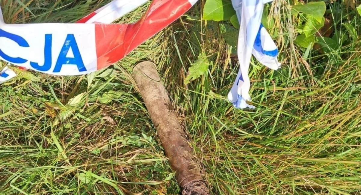 Nasze sprawy, Niebezpieczne znalezisko Rychwałdzie odnaleziono pocisk czasów Wojny Światowej - zdjęcie, fotografia
