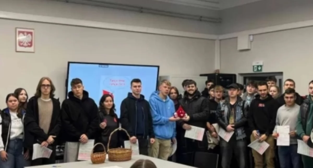 Nasze sprawy, Rekordowa akcja krwiodawstwa Żywcu - zdjęcie, fotografia