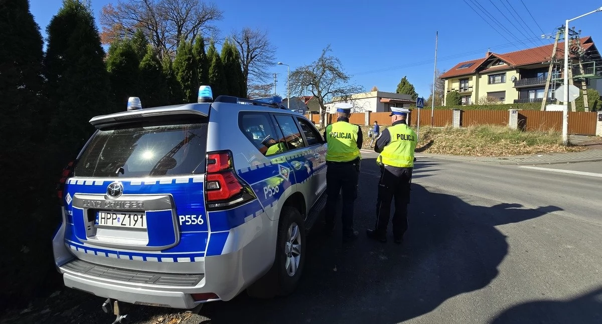 Nasze sprawy, Spokojny przebieg policyjnej akcji Wszystkich Świętych Żywcu - zdjęcie, fotografia