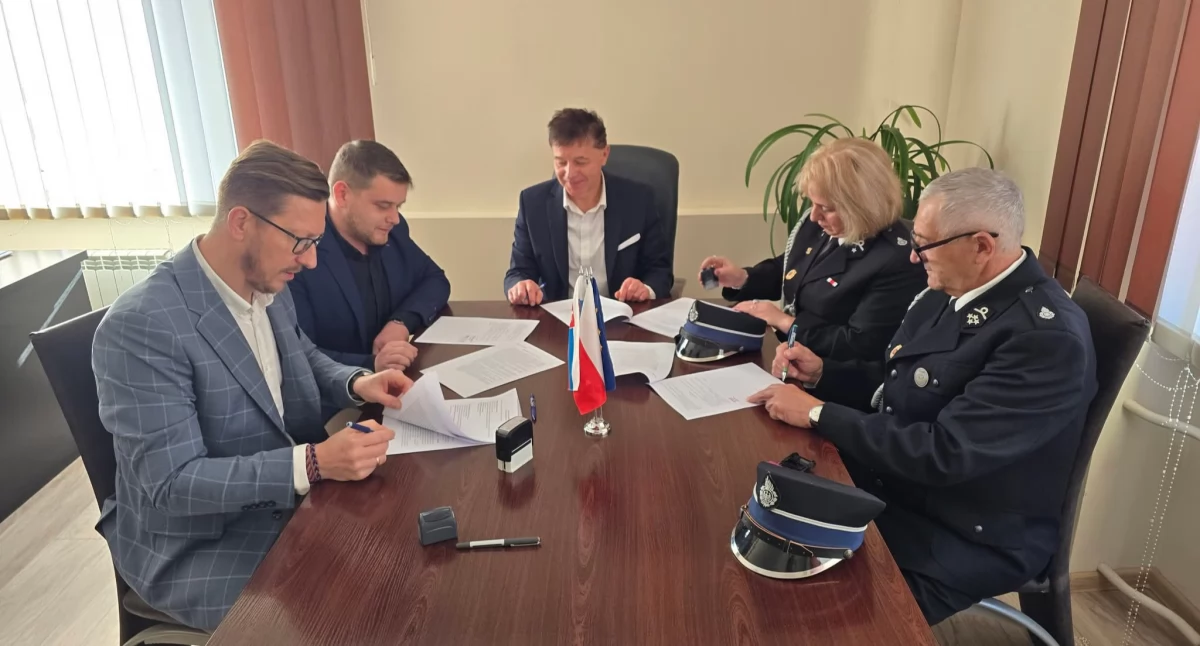 Nowy wóz strażacki dla OSP Złatna – inwestycja w bezpieczeństwo mieszkańców