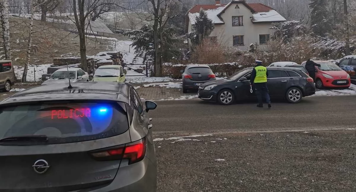 Komunikaty policji ostrzeżenia, Policyjne działania rzecz bezpieczeństwa kontrole trzeźwości terenie powiatu żywieckiego - zdjęcie, fotografia