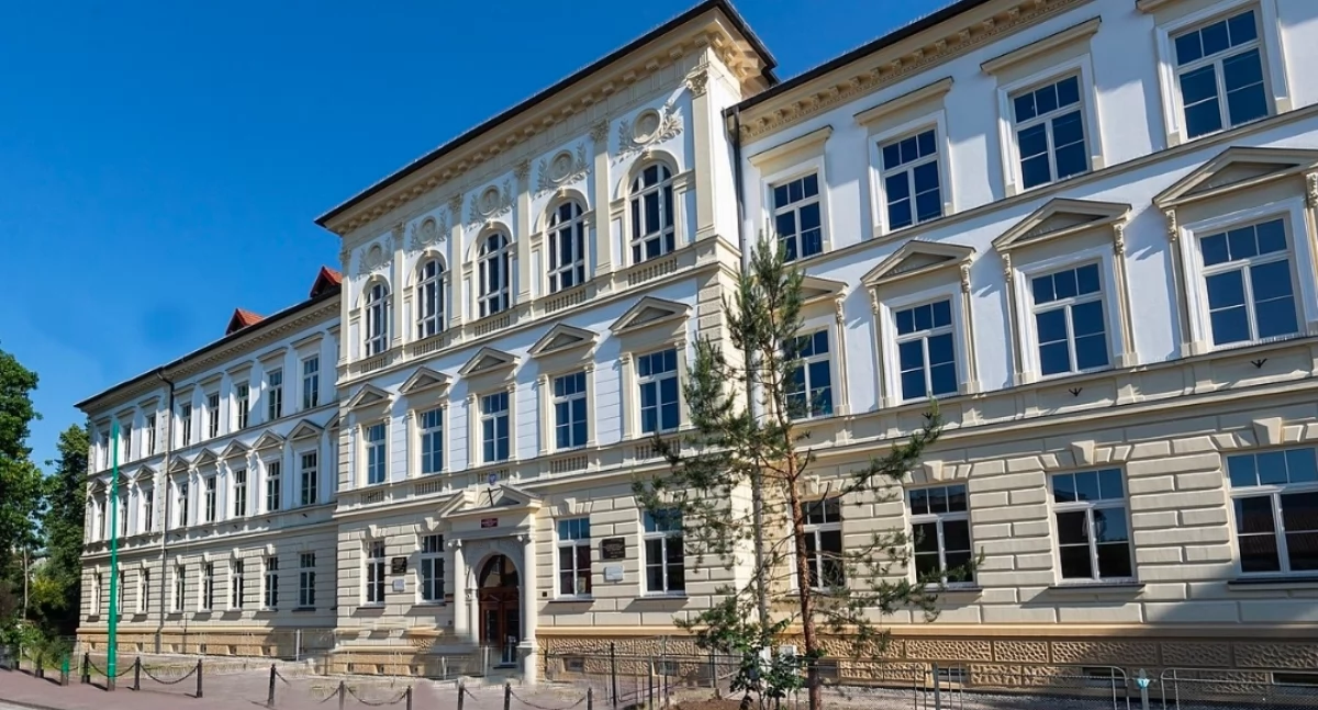 Nasze sprawy, Szkoły Powiatu Żywieckiego Rankingu Perspektywy - zdjęcie, fotografia