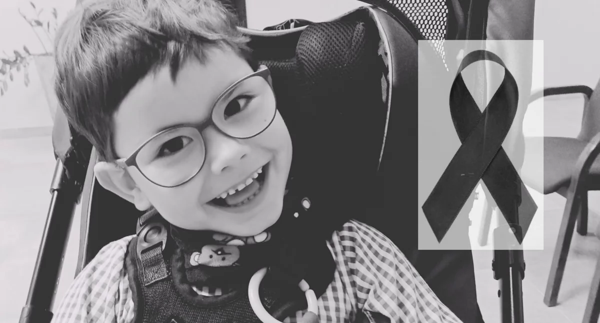 Odeszli od nas- wspomnienia, Zmarł Krzyś poruszająca strata rodziny lokalnej społeczności - zdjęcie, fotografia