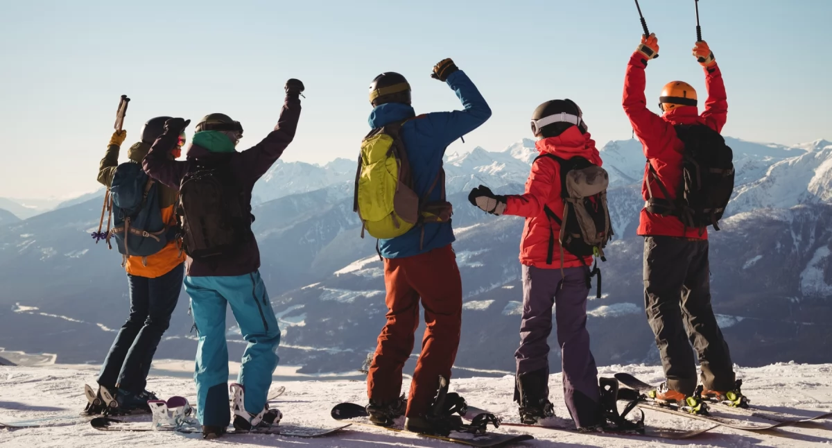 Materiał zewnętrzny, Narty biurem podróży samodzielnie - zdjęcie, fotografia
