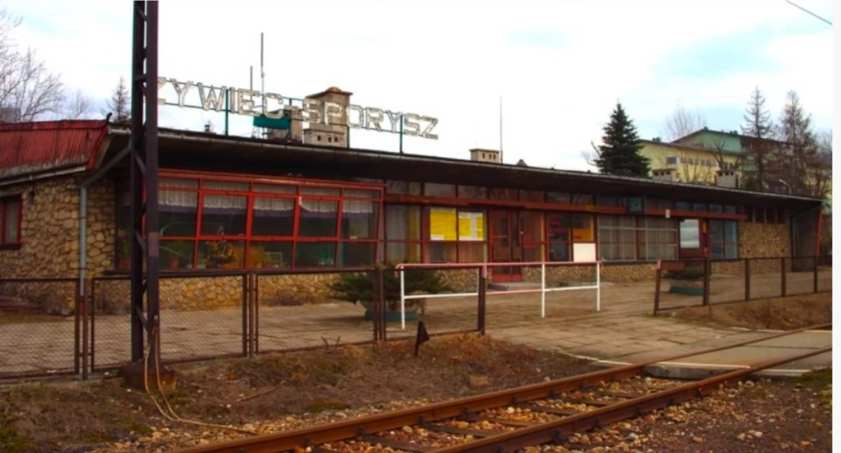 Historia, Stacja kolejowa Sporyszu historia miejsca które odchodzi zapomnienie - zdjęcie, fotografia