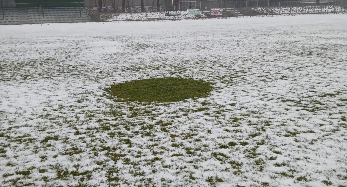 Historia, Zagadka stóp Grojca wydarzyło boisku Górala - zdjęcie, fotografia