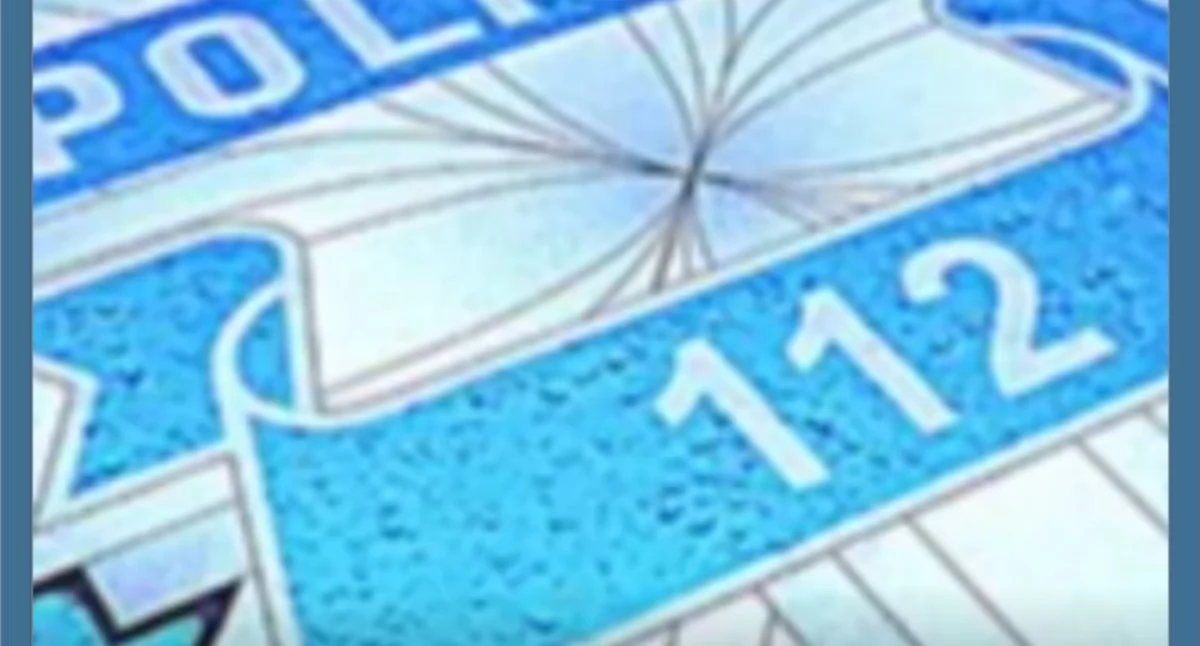 Wypadki drogowe , Wypadek udziałem koparki Bielsku Białej Operator najechał stopę współpracownika - zdjęcie, fotografia