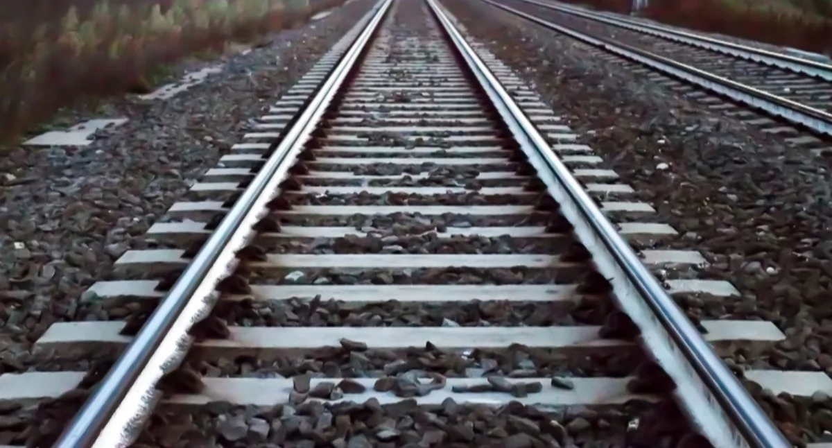 Drogi i Transport, Utrudnienia przejeździe kolejowym Jeleśni końca marca kwietnia - zdjęcie, fotografia