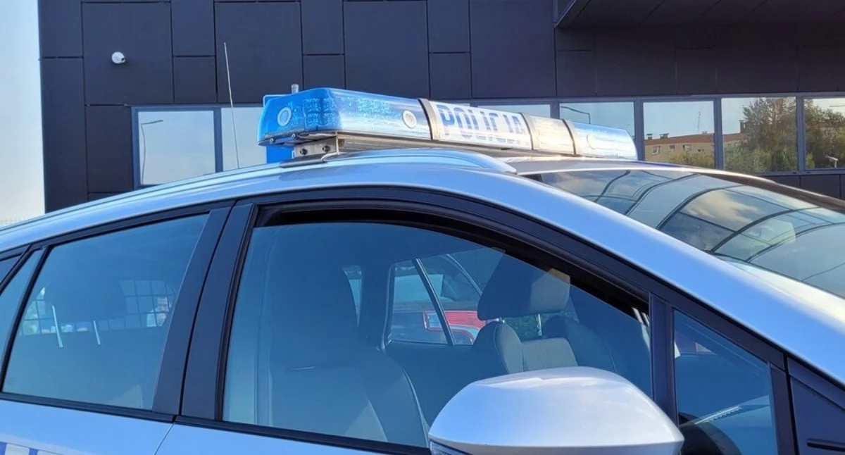 Komunikaty policji ostrzeżenia, Zatrzymano letnią kobietę podejrzaną kradzież dwóch drogeriach Bielsku Białej - zdjęcie, fotografia