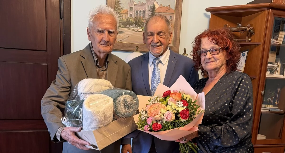 Nasze sprawy, razem Żywcu Jubilaci Państwo Jurów świętują wyjątkowy jubileusz małżeństwa - zdjęcie, fotografia