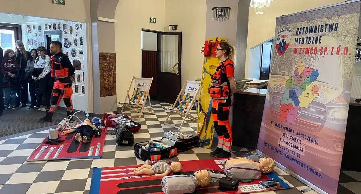 Nasze sprawy, Bezpieczne drogi młodzież Żywcu wspólnie wyjątkowym wydarzeniu - zdjęcie, fotografia