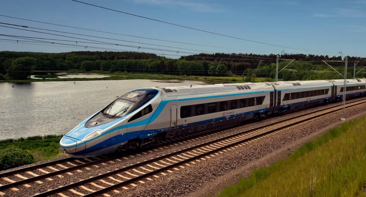 Drogi i Transport, Pendolino wraca trasę Bielsko Biała Ustka nowym rozkładem wakacyjnym - zdjęcie, fotografia