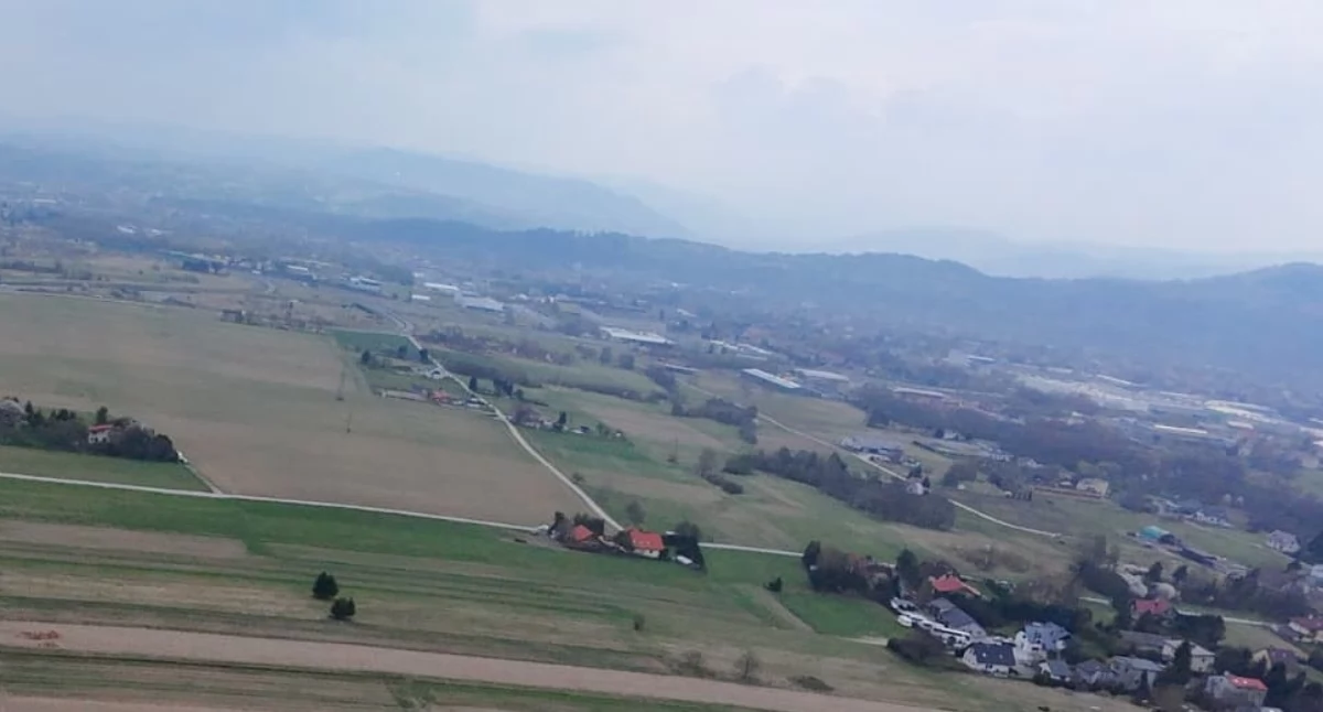 Inwestycje, Gmina Lipowa sukcesem ogranicza zadłużenie rozwija inwestycje - zdjęcie, fotografia