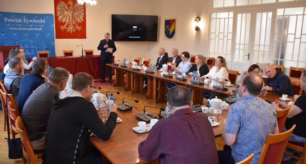 Inwestycje, Polsko czeskie spotkanie Żywcu buduje mosty lokalnego rozwoju - zdjęcie, fotografia
