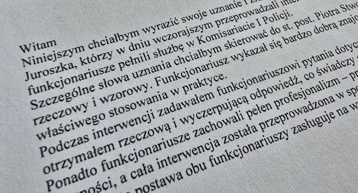 Nasze sprawy, Bielscy policjanci docenieni profesjonalizm kulturę osobistą podczas interwencji - zdjęcie, fotografia