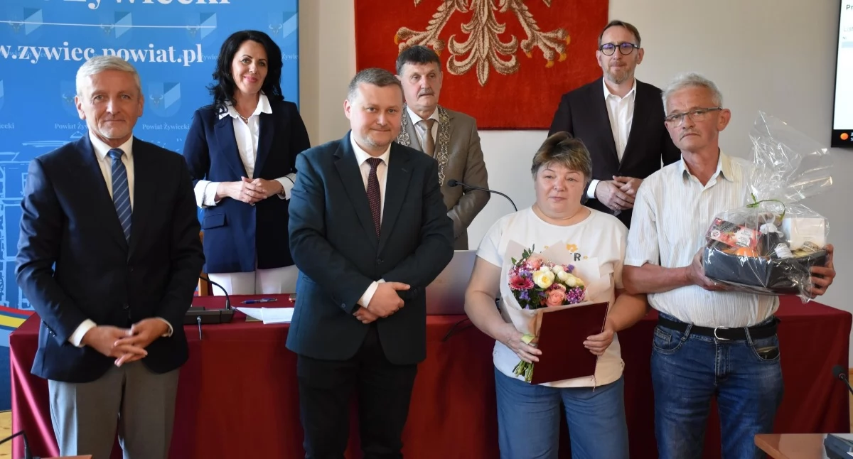 Nasze sprawy, Sesja Żywcu dziękuje rodzinom zastępczym codzienne poświęcenie - zdjęcie, fotografia