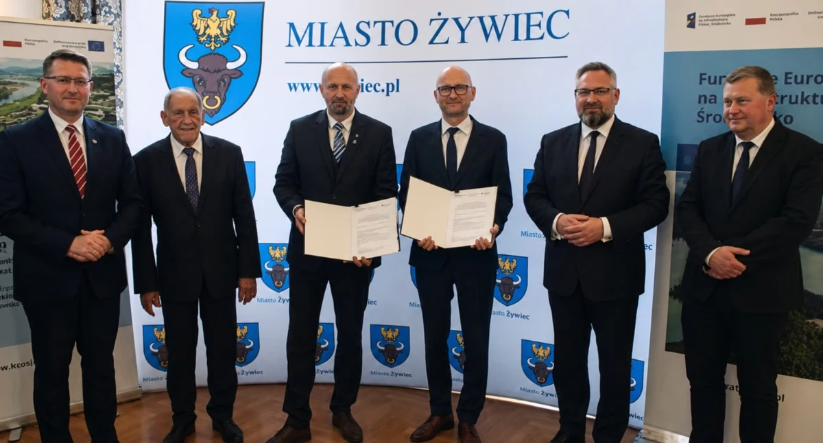 Inwestycje, Ponad modernizację oczyszczalni ścieków Żywcu ważną inwestycją regionu - zdjęcie, fotografia