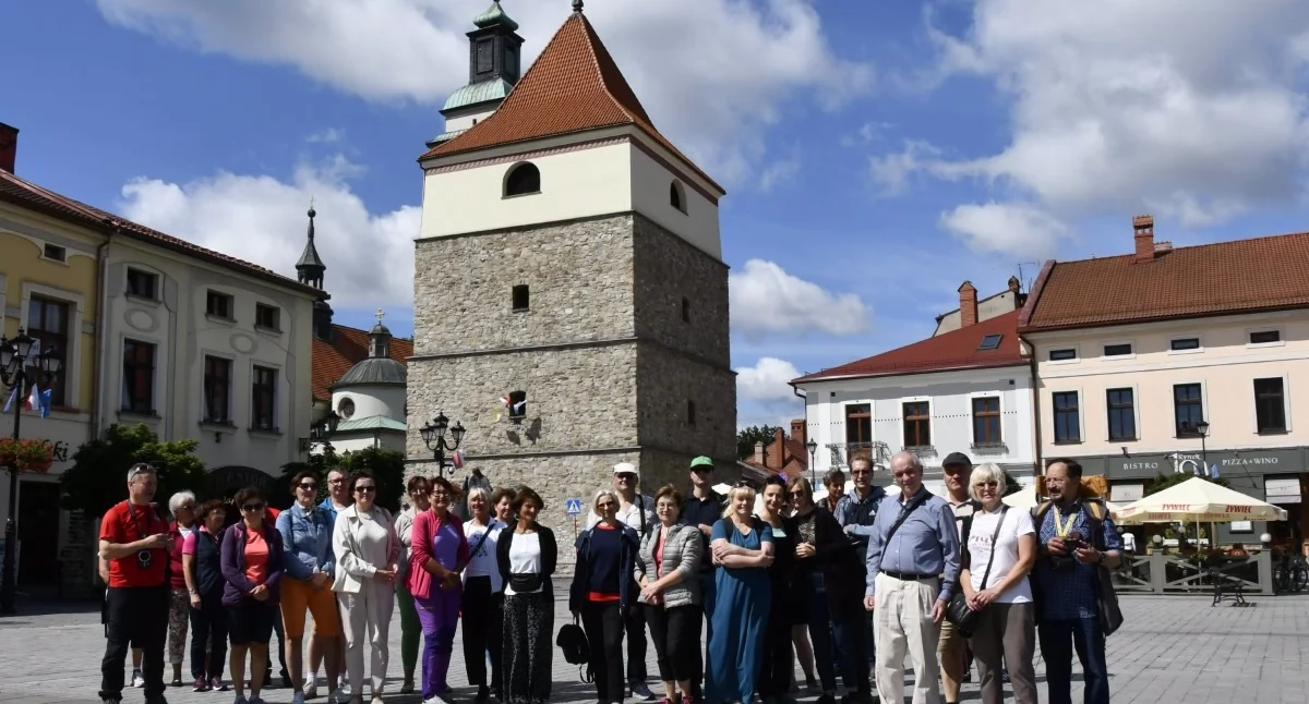 Nasze sprawy, Spacer śladami Andrzeja Komonieckiego ramach cyklu 7xŻywiec - zdjęcie, fotografia