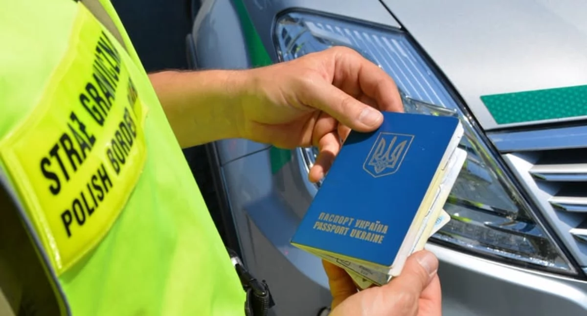 Nasze sprawy, Nielegalne przebywanie kończy deportacją dwójki cudzoziemców Polski - zdjęcie, fotografia