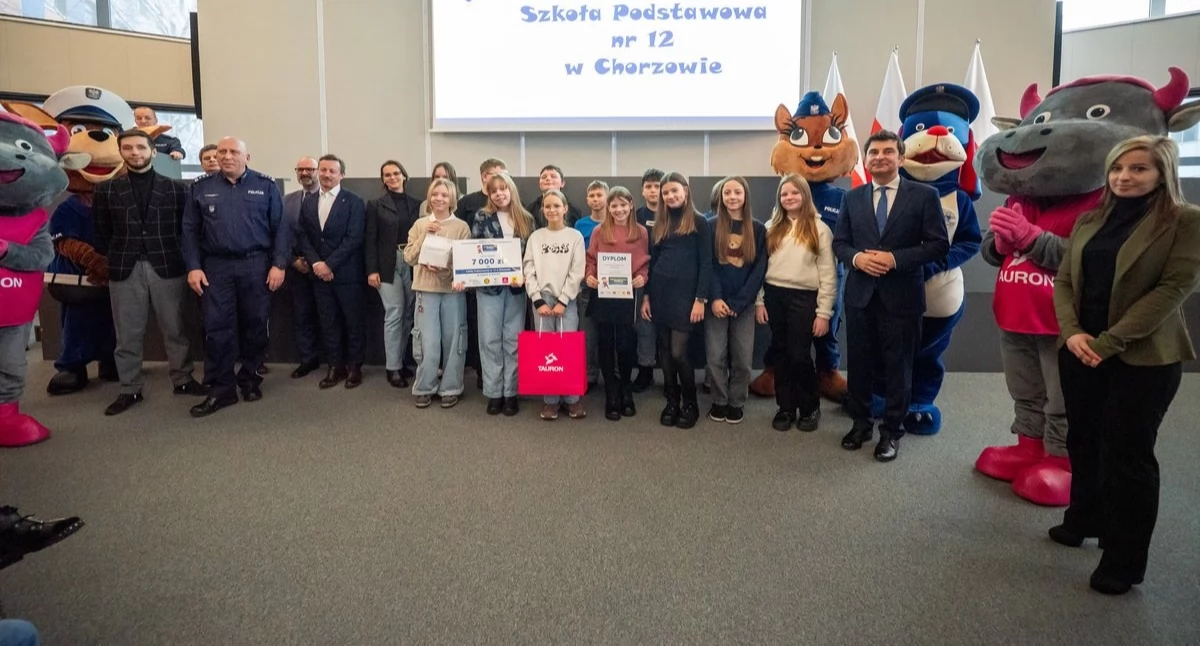 Nasze sprawy, Bezpieczne dziecko drodze Odblaskowa Szkoła rusza wrześniu - zdjęcie, fotografia