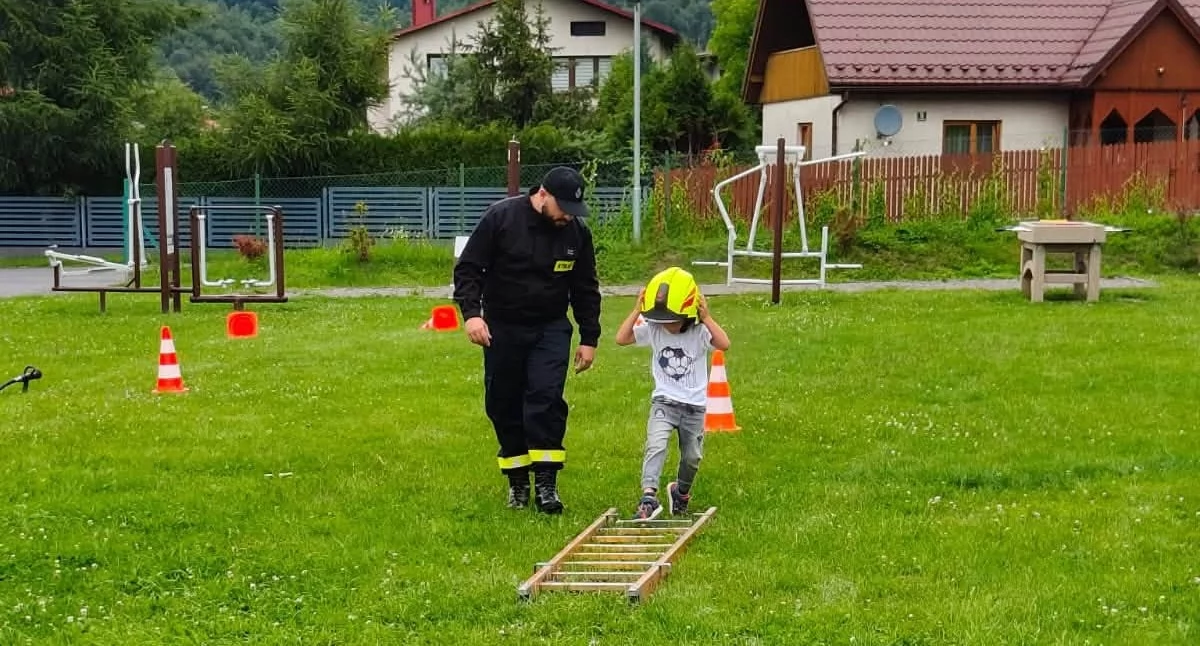 Nasze sprawy, Remiza Świnna gościła dzieci zajęć językowych pełne nauki zabawy - zdjęcie, fotografia